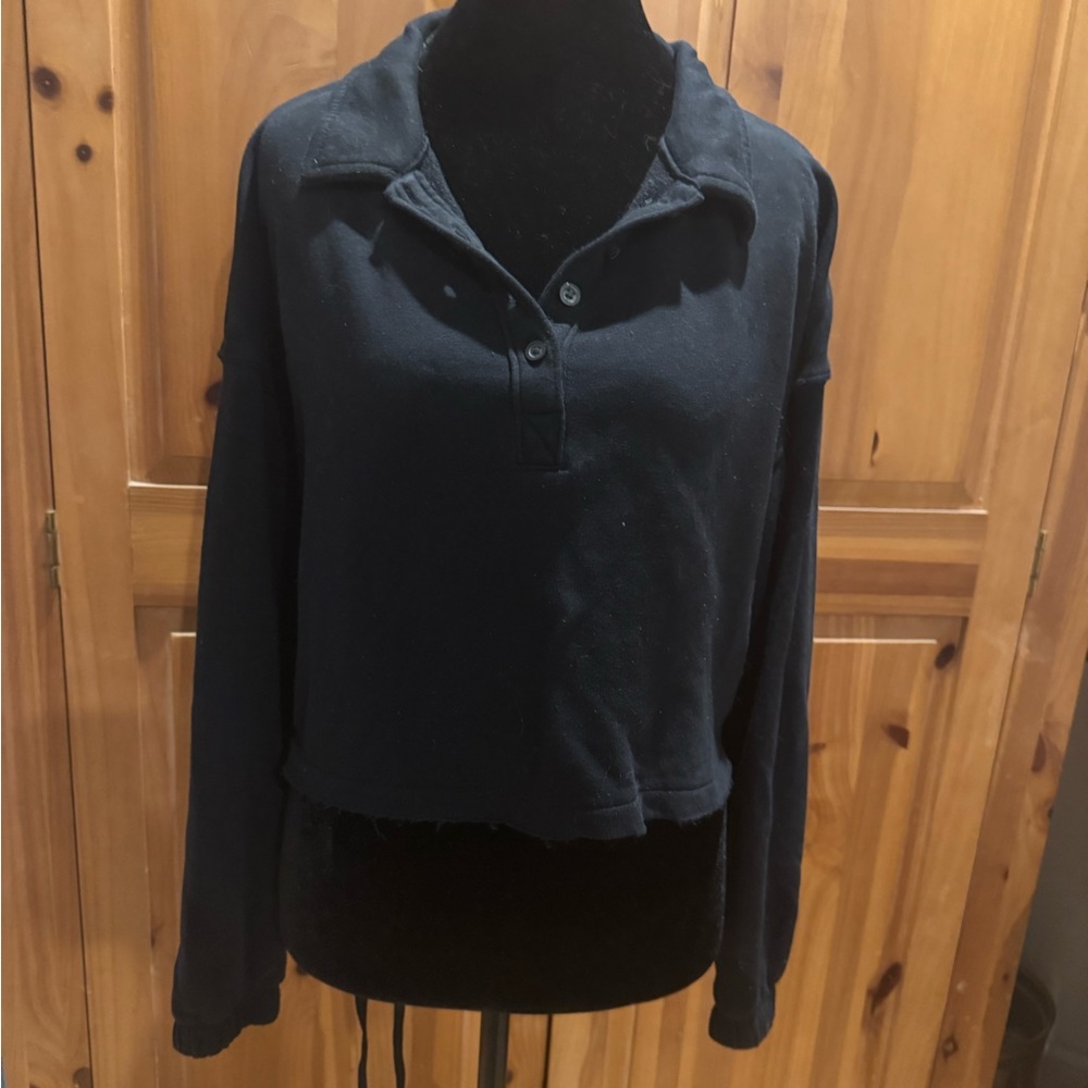 So crop sweatshirt